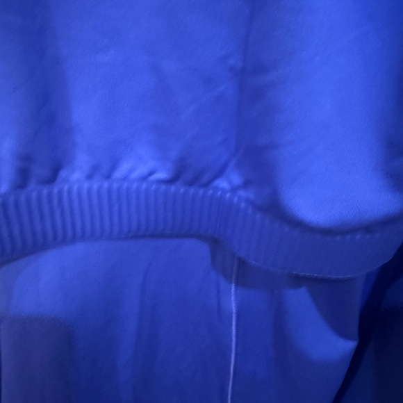 Fabletics Trinity Blue Cold Weather Performance Jacket Size Large NWT - Picture 7 of 13